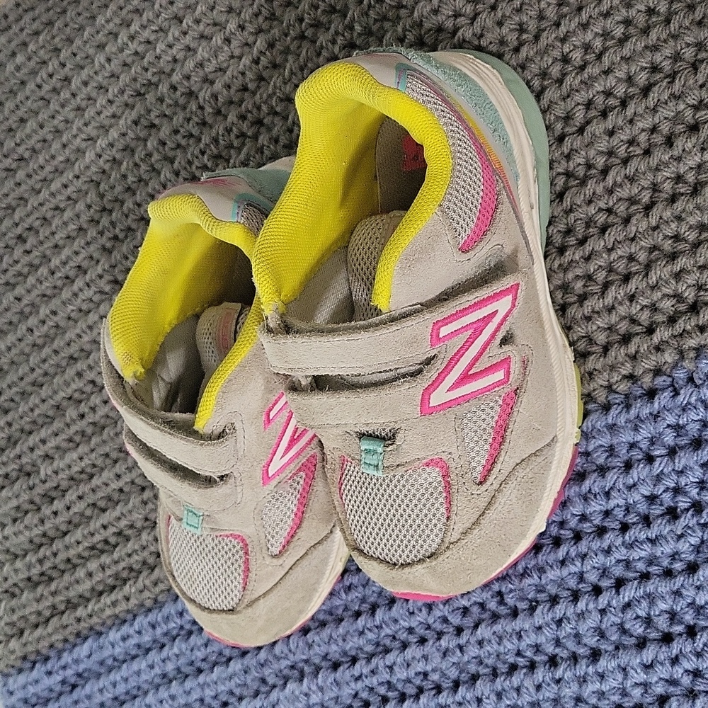 Well ❤️ loved toddler sneakers